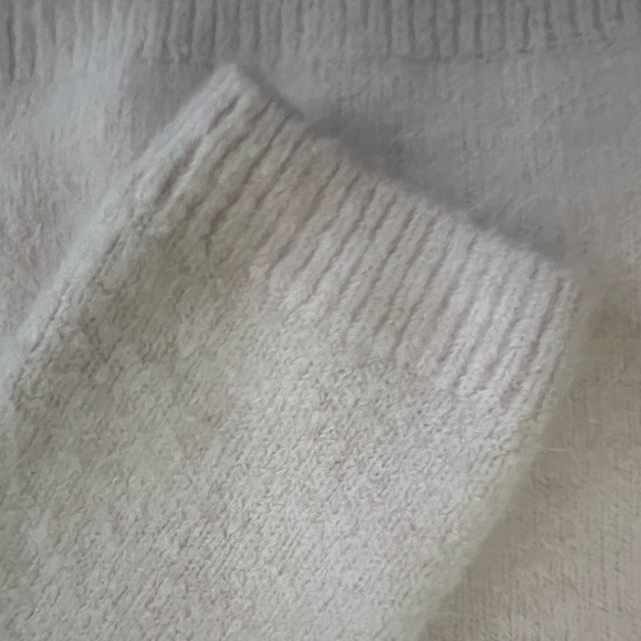 Girls H & M reindeer sweater 8-9Y - Picture 7 of 7